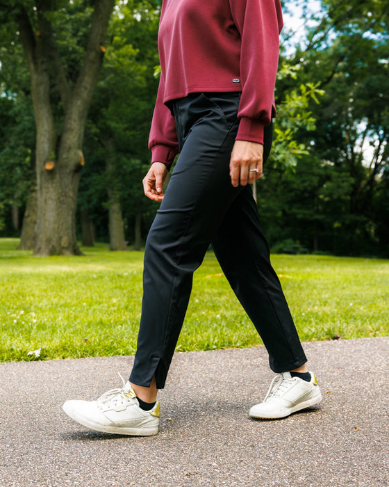 Waggle Rhythm Women's Mid-Rise Ankle Pant